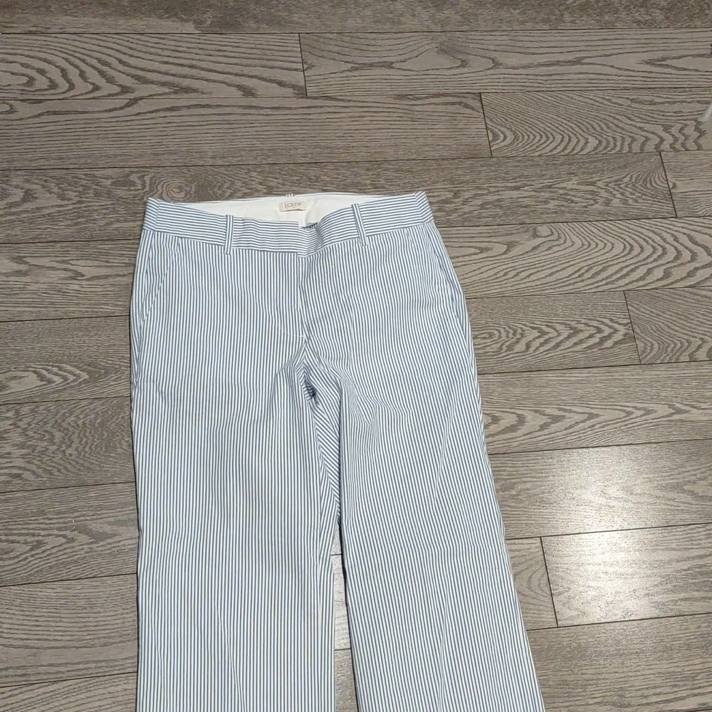 Beautiful pants by J.Crew🌼☘️💕 - Picture 8 of 16